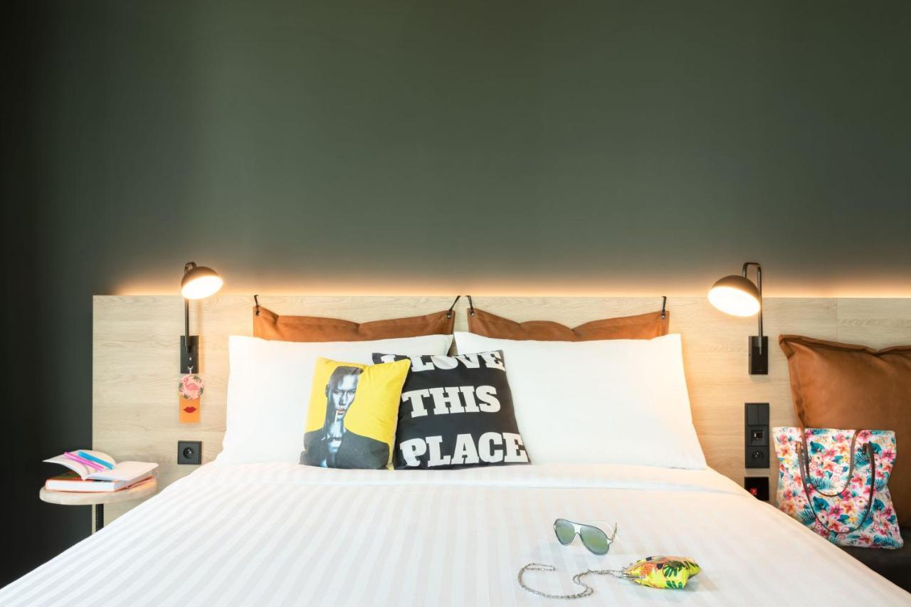 Hotel Moxy Paris Val D'Europe Montévrain Esterno foto