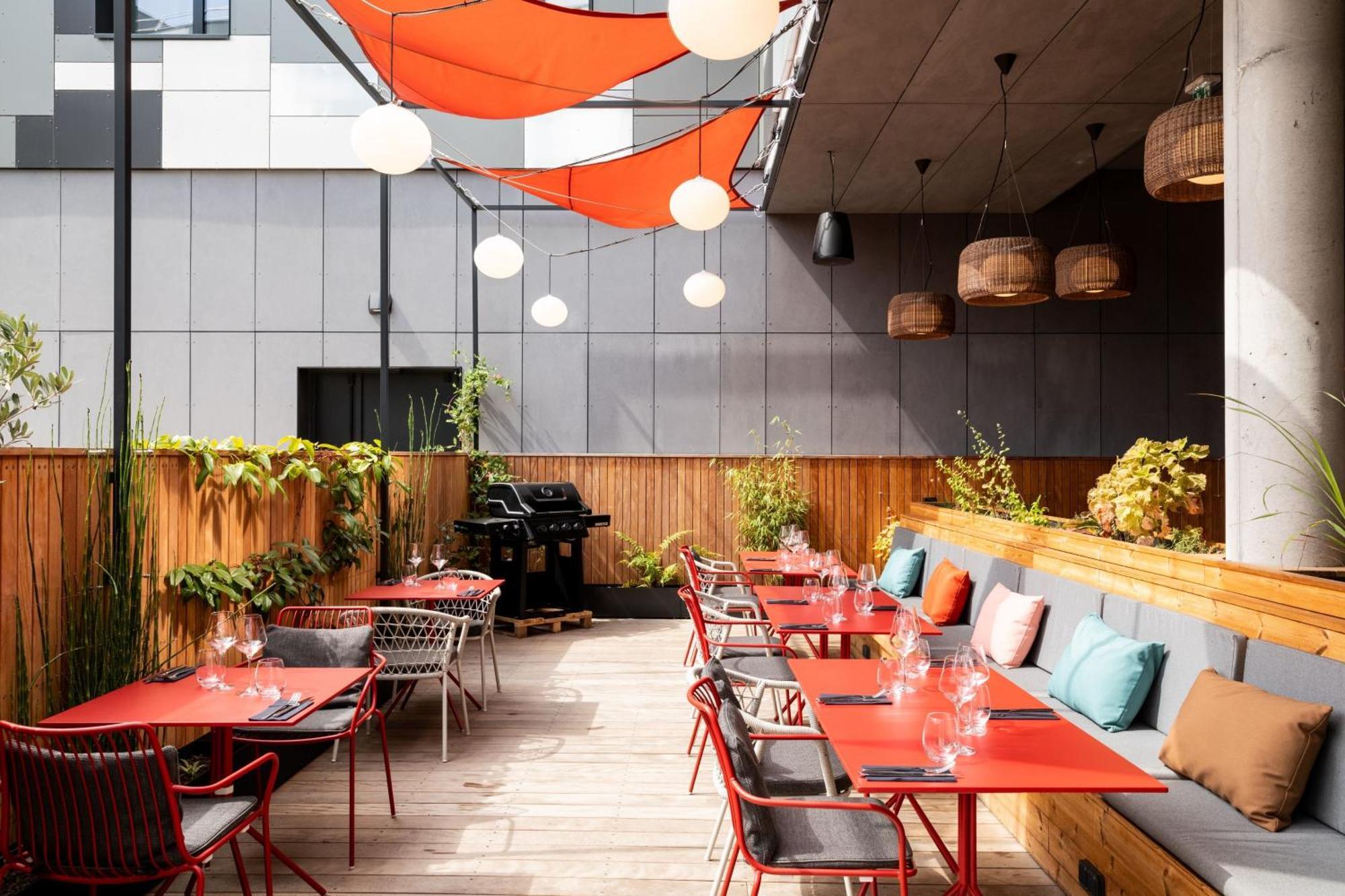 Hotel Moxy Paris Val D'Europe Montévrain Esterno foto