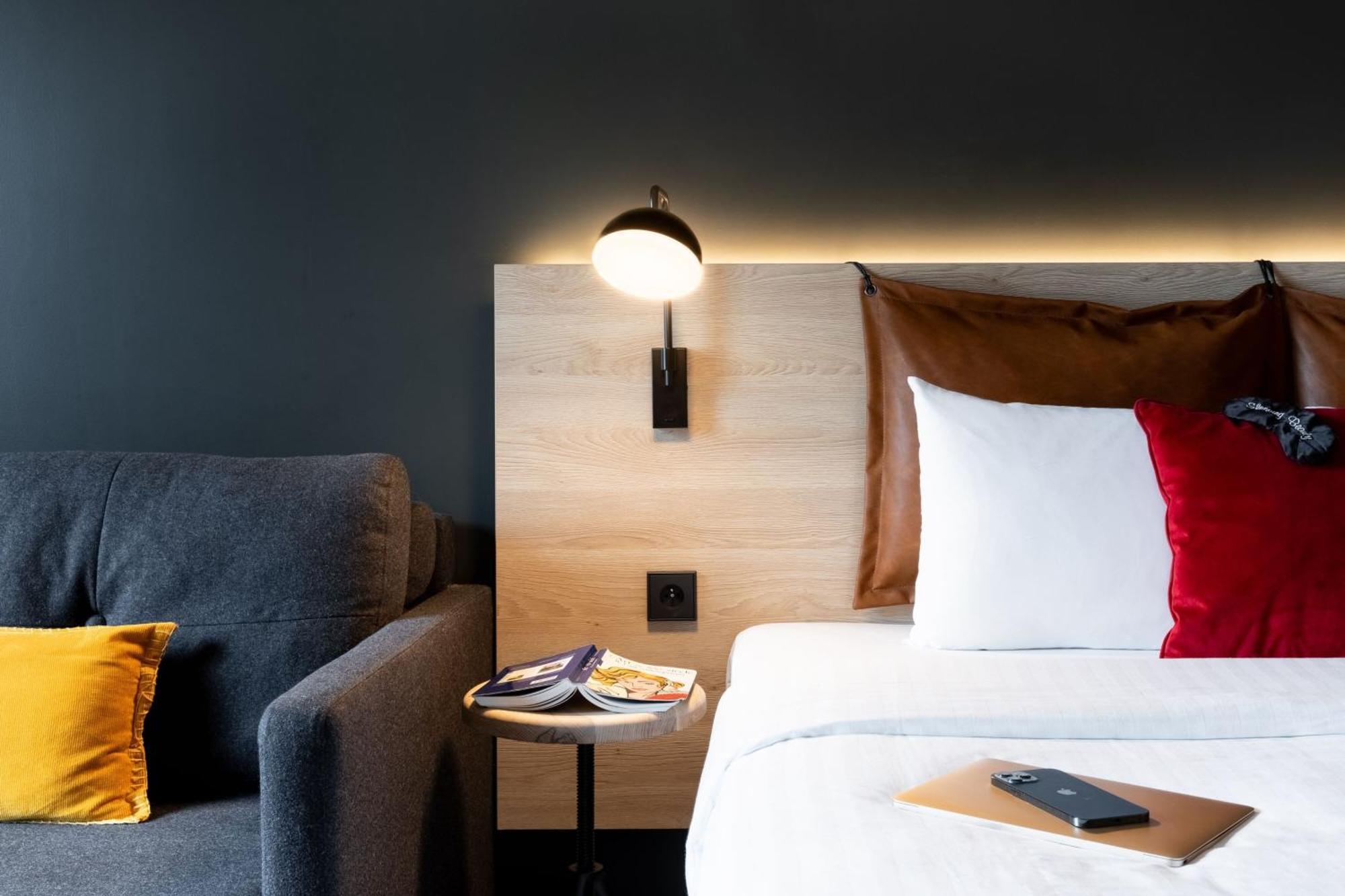 Hotel Moxy Paris Val D'Europe Montévrain Esterno foto